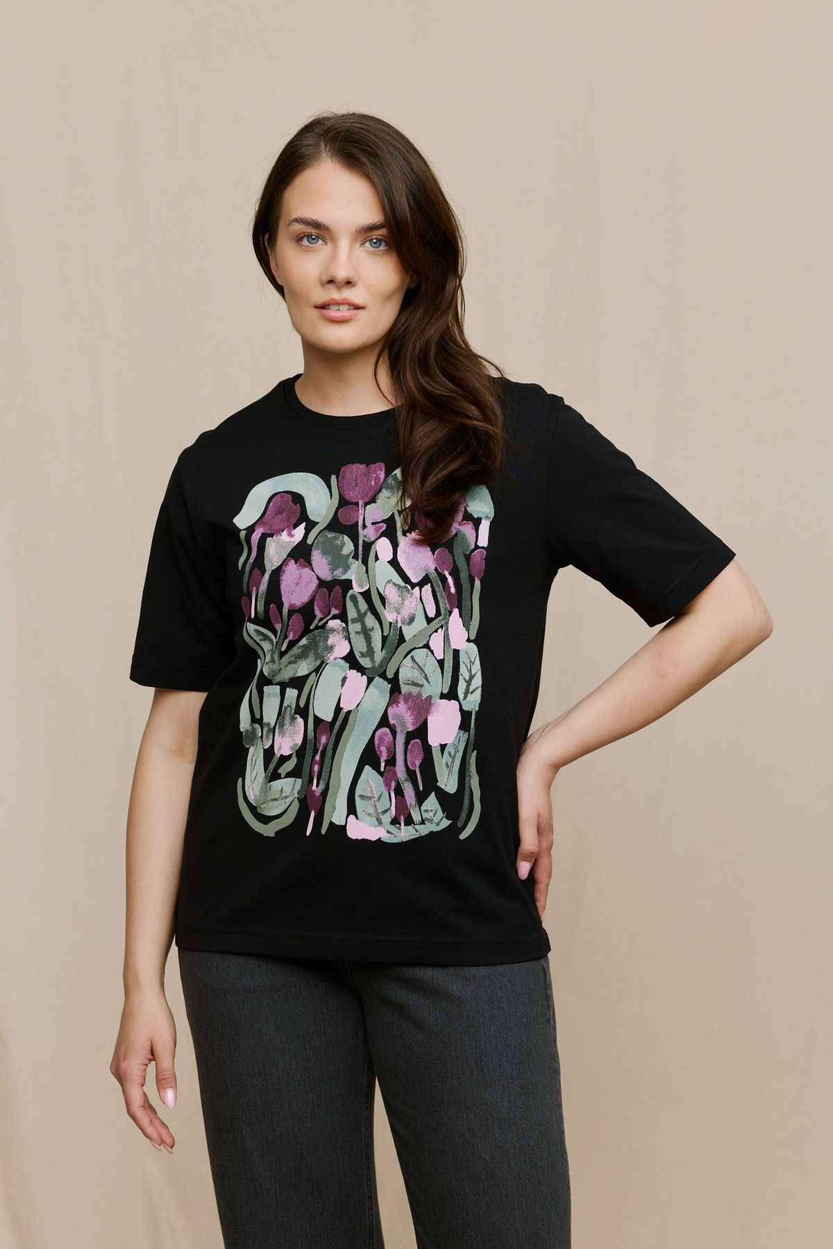 22950851006_3; Finlayson KUMPULA T-paita Musta / XXL