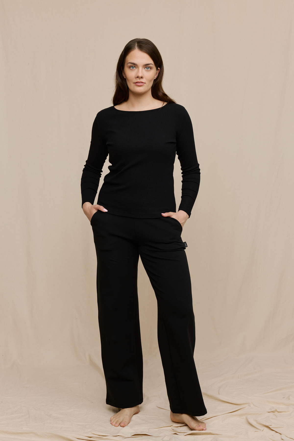 FW17001-999-XXL; Finlayson Alda Loungehousut Musta / XXL 