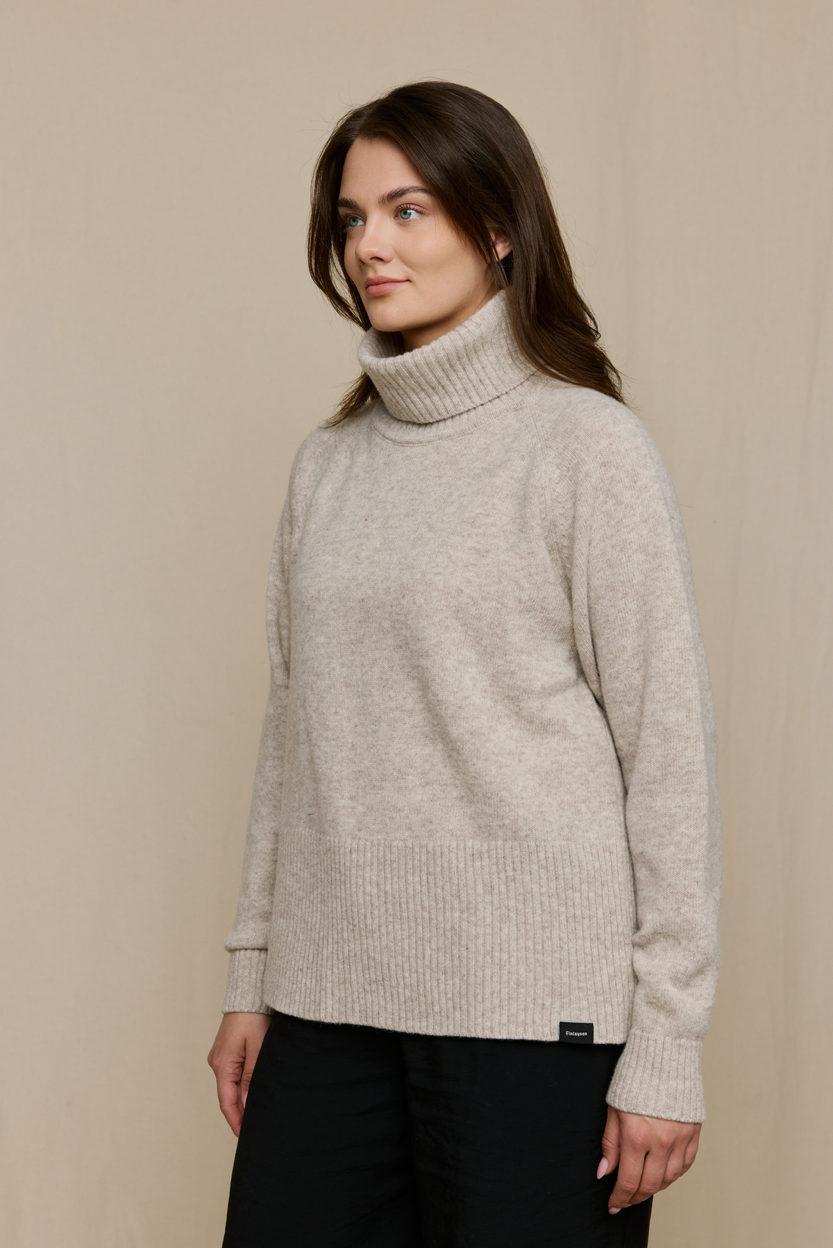 FW51003-121-M_3; Finlayson Saima Neule Vaalea beige / M 